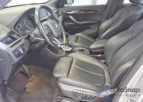 2017 BMW X1 xDrive28I z USA, uszkodzony, nr VIN WBXHT3C39H5F82248